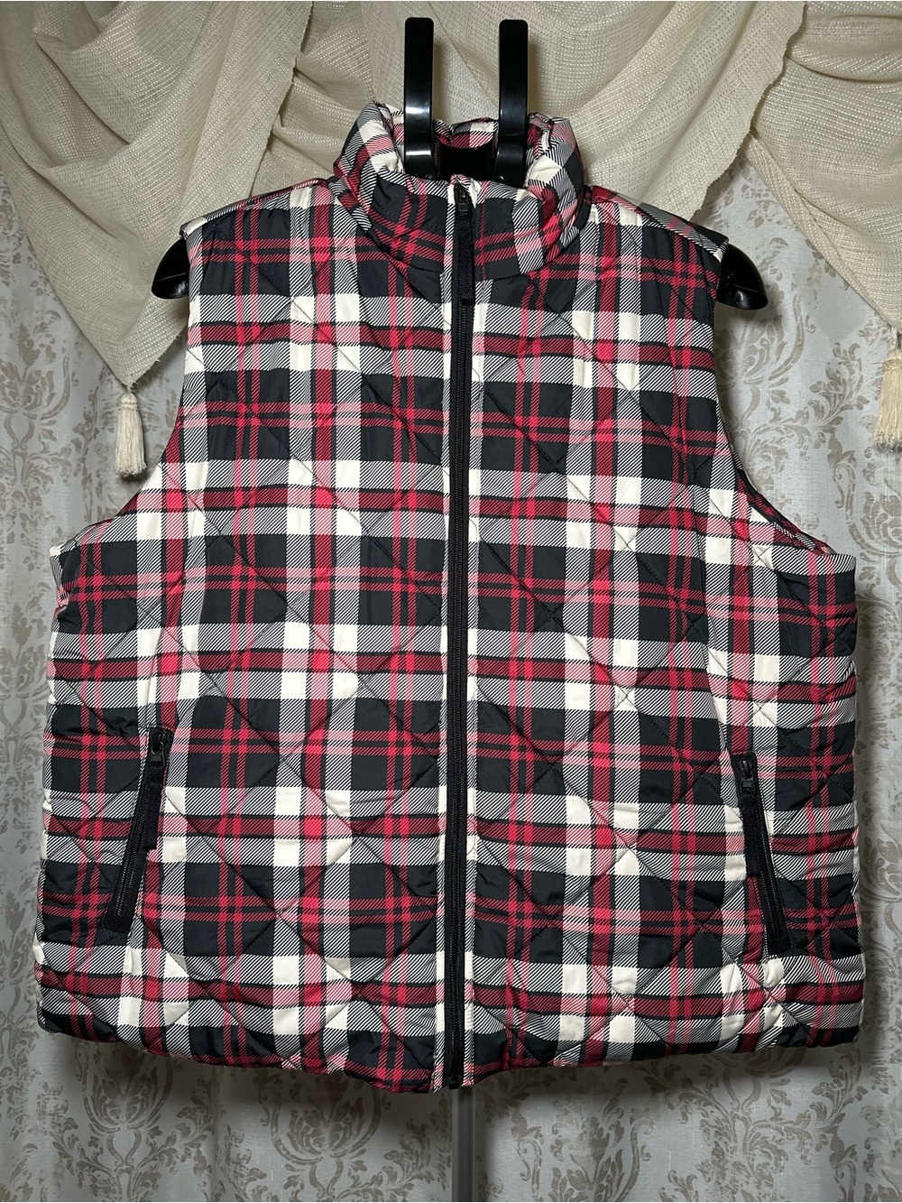 Vera Bradley Red, Black & White Plaid Quilted Puffer Vest